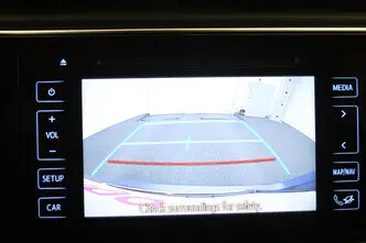 Toyota Auris, 1.8, 73 kW, гибрид, автомат, передний привод