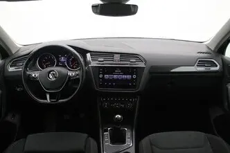 Volkswagen Tiguan, 1.4, 92 kW, bensiin, manuaal, esivedu