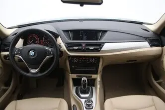 BMW X1, 2.0, 135 kW, petrol, automatic, front-wheel drive