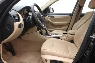 BMW X1, 2.0, 135 kW, petrol, automatic, front-wheel drive