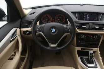 BMW X1, 2.0, 135 kW, petrol, automatic, front-wheel drive