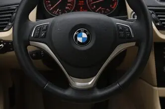 BMW X1, 2.0, 135 kW, petrol, automatic, front-wheel drive