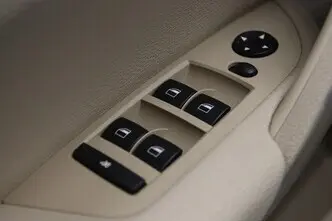 BMW X1, 2.0, 135 kW, petrol, automatic, front-wheel drive