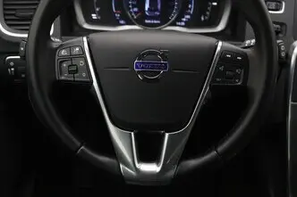 Volvo V60, 1.5, 122 kW, bensiin, automaat, esivedu