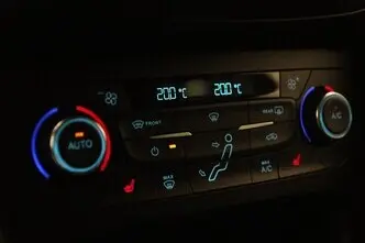 Ford Focus, 1.6, 92 kW, bensiin, manuaal, esivedu