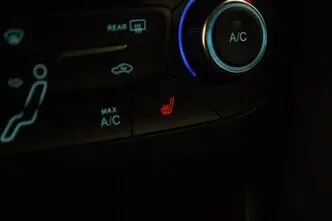 Ford Focus, 1.6, 92 kW, bensiin, manuaal, esivedu