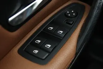 BMW 320, 2.0, 135 kW, petrol, automatic, rear-wheel drive