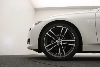 BMW 320, 2.0, 135 kW, petrol, automatic, rear-wheel drive