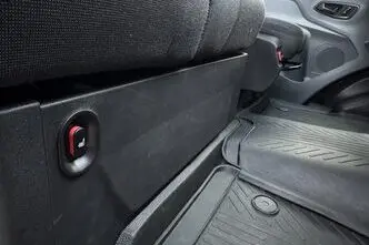 Ford Transit, 2.0, 96 kW, dīzelis, manuālā, priekšējā piedziņa