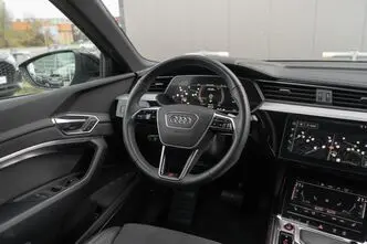Audi e-tron, 370 kW, elekter, automaat, nelikvedu