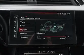Audi e-tron, 370 kW, elekter, automaat, nelikvedu
