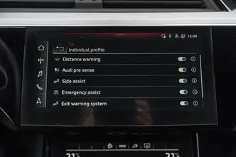 Audi e-tron, 370 kW, elekter, automaat, nelikvedu