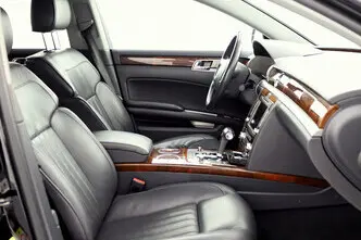 Volkswagen Phaeton, 3.0, 176 kW, diesel, automatic, four-wheel drive