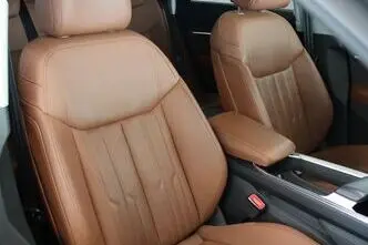 Audi e-tron, 158 kW, electric, automatic, four-wheel drive