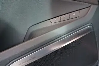 Audi e-tron, 158 kW, electric, automatic, four-wheel drive