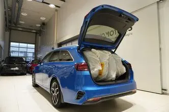 Kia cee'd / Ceed, 1.5, 117.5 kW, petrol, automatic, front-wheel drive