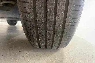 Peugeot 2008, 1.2, 96 kW, bensiin, automaat, esivedu