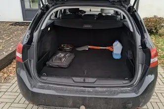 Peugeot 308, 1.2, 81 kW, petrol, manual, front-wheel drive