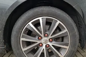 Peugeot 308, 1.2, 81 kW, petrol, manual, front-wheel drive