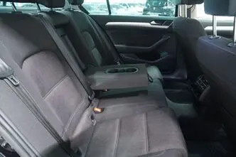 Volkswagen Passat, 1.4, 92 kW, petrol, automatic, front-wheel drive