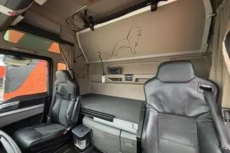 MAN TGX 28.500 6x2, 368 kW, diesel, manual