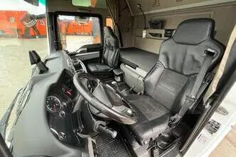 MAN TGX 28.500 6x2, 368 kW, diesel, manual