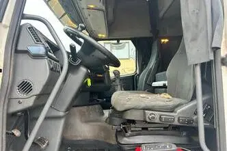 Volvo FH540, 405 kW, diisel, manuaal