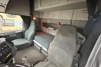 Volvo FH540, 405 kW, diisel, manuaal