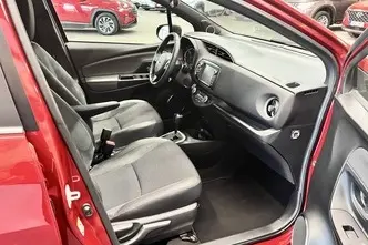 Toyota Yaris, 1.5, 54 kW, hybrid, automatic, front-wheel drive