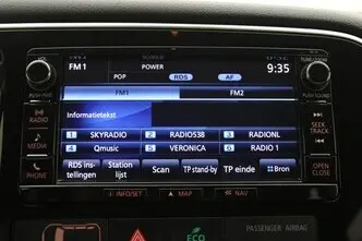 Mitsubishi Outlander, 2.0, 89 kW, plug-in hybrid, automatic, four-wheel drive