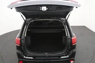 Mitsubishi Outlander, 2.0, 89 kW, plug-in hybrid, automatic, four-wheel drive