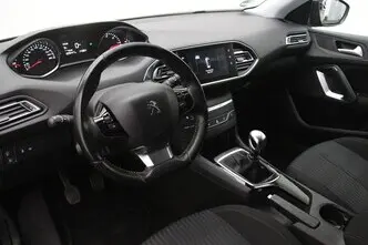 Peugeot 308, 1.6, 88 kW, diesel, manual, front-wheel drive