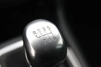 Peugeot 308, 1.6, 88 kW, diesel, manual, front-wheel drive