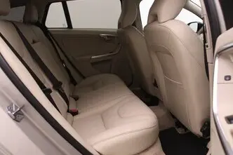 Volvo V60 Cross Country, 2.4, 140 kW, diesel, automatic, four-wheel drive