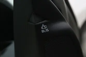 Volvo V60 Cross Country, 2.4, 140 kW, diesel, automatic, four-wheel drive