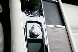 Volvo V90 Cross Country, 2.0, 184 kW, hybrid, automatic, four-wheel drive