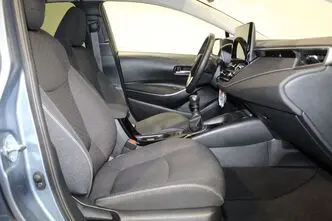 Toyota Corolla, 1.5, 92 kW, petrol, manual, front-wheel drive