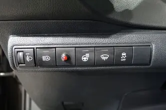 Toyota Corolla, 1.8, 72 kW, hybrid, automatic, front-wheel drive