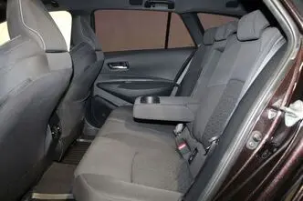 Toyota Corolla, 1.8, 72 kW, hybrid, automatic, front-wheel drive