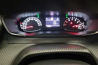 Peugeot 208, 1.2, 74 kW, petrol, automatic, front-wheel drive