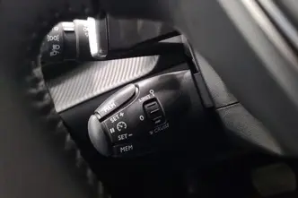 Peugeot 208, 1.2, 74 kW, petrol, automatic, front-wheel drive