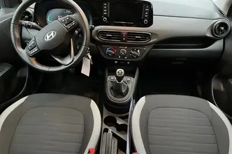 Hyundai i10, 1.0, 46 kW, petrol, manual, front-wheel drive