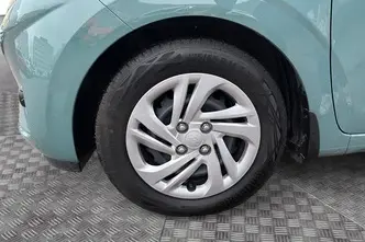 Hyundai i10, 1.0, 46 kW, petrol, manual, front-wheel drive