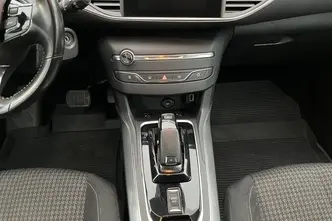 Peugeot 308, 1.2, 96 kW, petrol, automatic, front-wheel drive