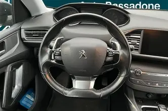 Peugeot 308, 1.2, 96 kW, petrol, automatic, front-wheel drive