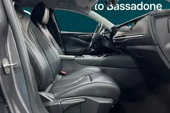 DS 4, 1.6, 165 kW, pistikhübriid, automaat, esivedu