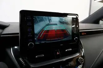 Toyota Corolla, 1.8, 72 kW, hybrid, automatic, front-wheel drive