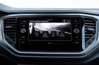 Volkswagen T-Roc, 1.5, 110 kW, bensiin, automaat, esivedu