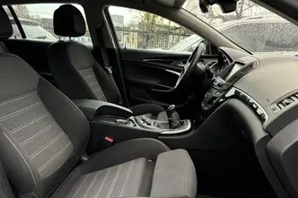 Opel Insignia, 2.0, 143.1 kW, diesel, manual, front-wheel drive