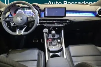 Alfa Romeo Tonale, 1.5, 96 kW, hübriid, automaat, esivedu